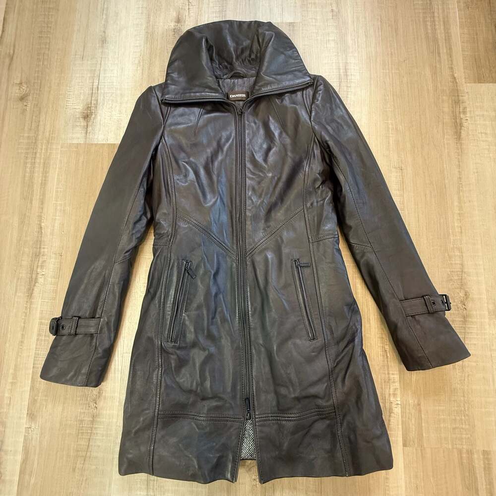 Danier Women's Genuine Brown Leather Zip Front Mid-Length Coat Size 2XS/2TP